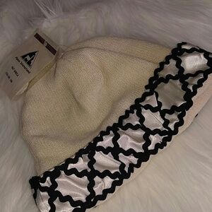 NWT Alpaca International Child's Cap Hat